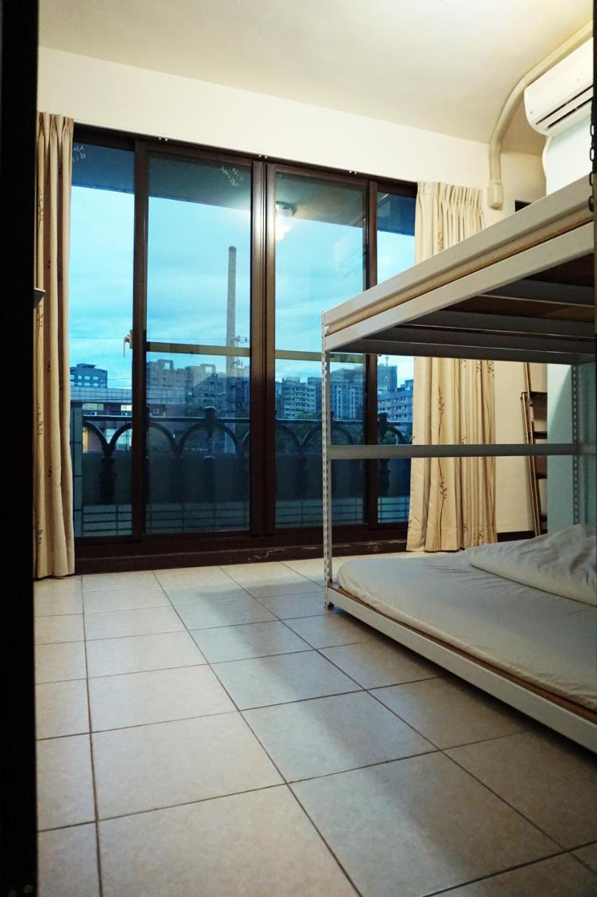 台中市 Feng Chia Houseホステル エクステリア 写真